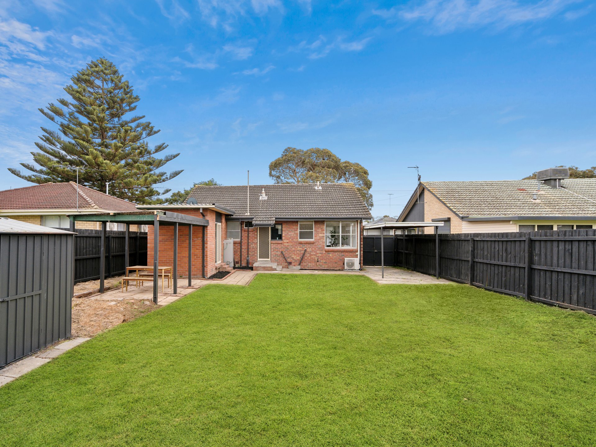 10 Mercury Crescent, Newcomb image 9