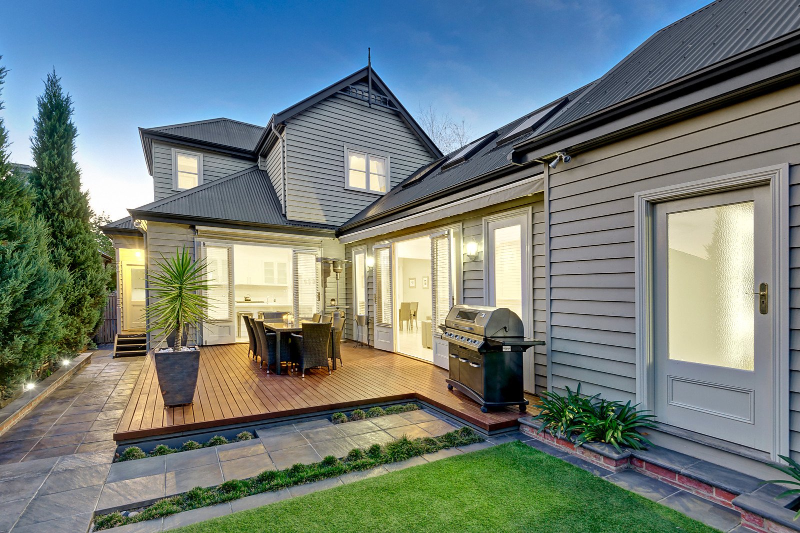 10 Milverton Street, Moonee Ponds image 10