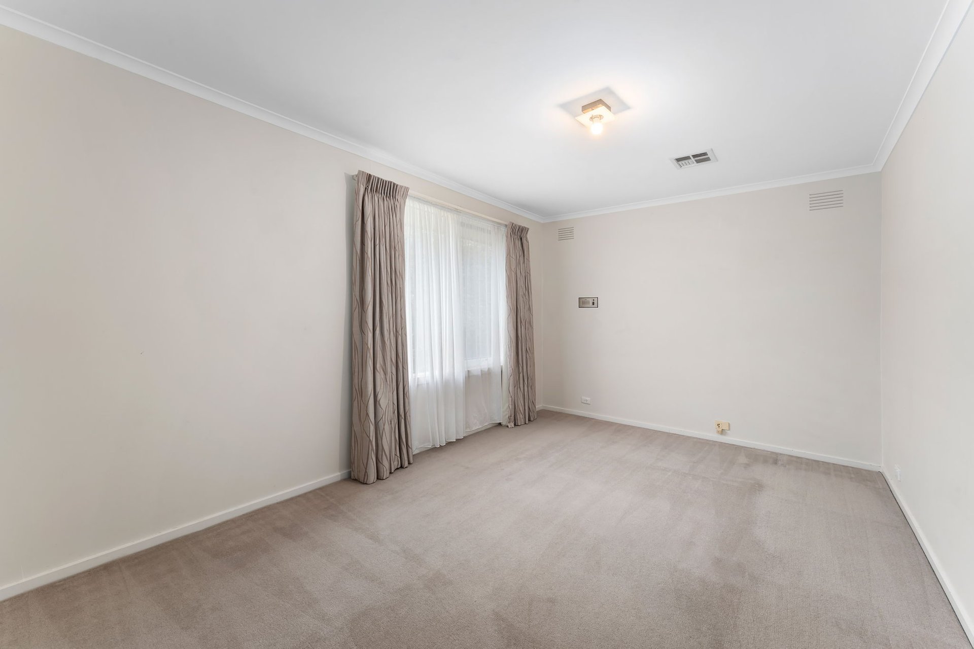 10 Moonbria Way, Templestowe image 11