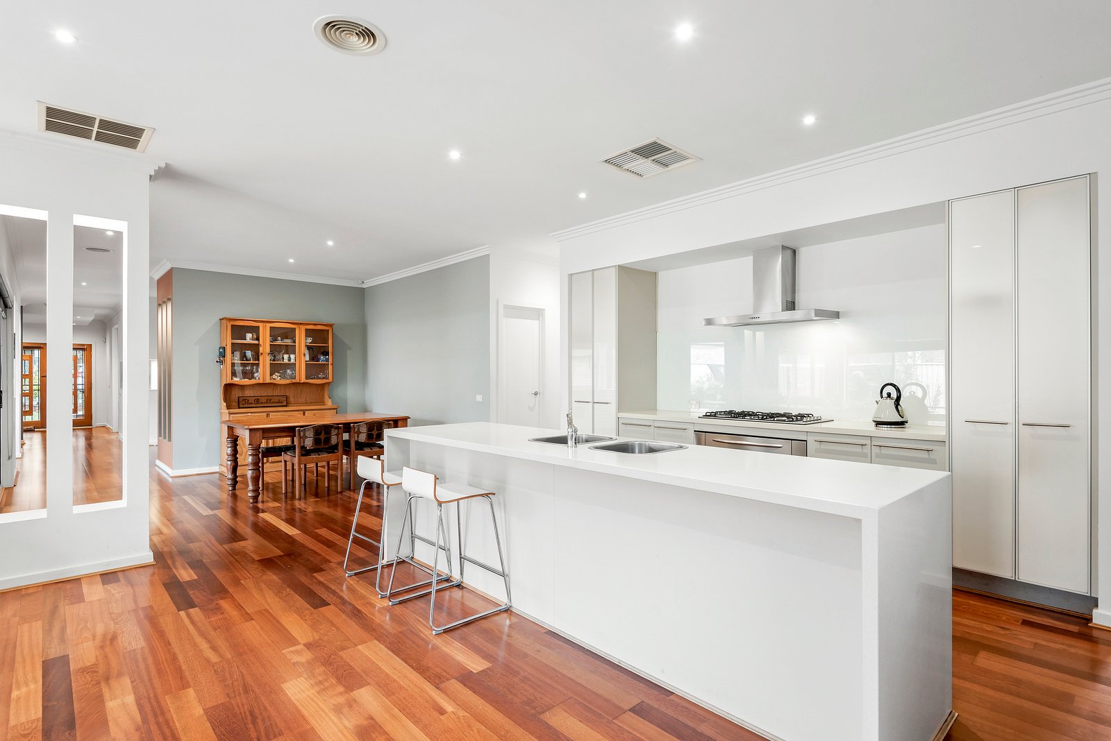10 Moore Court, Highton image 9