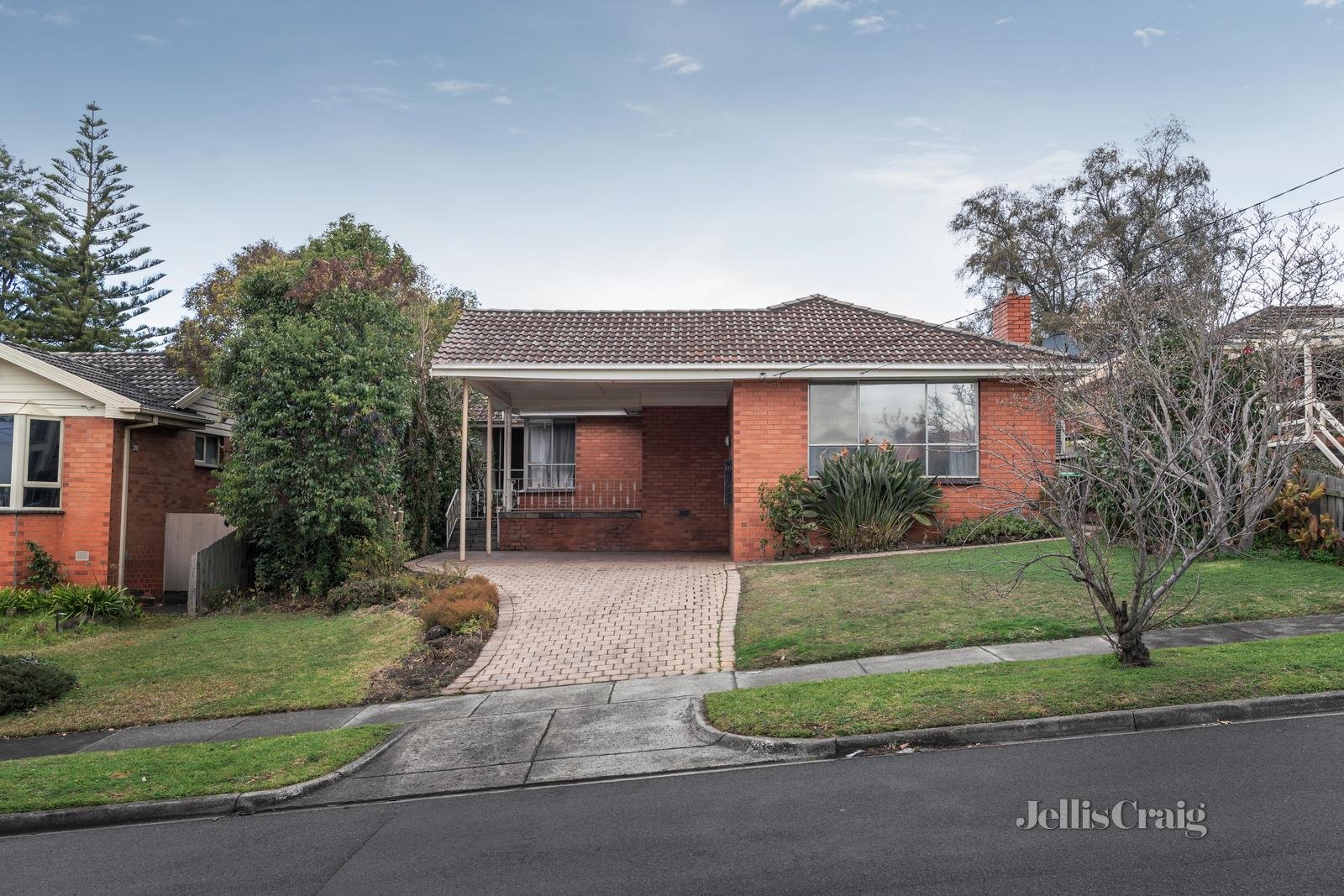 10 Murphy Road, Doncaster East image 1