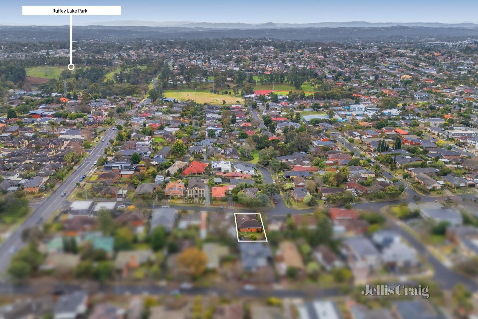 10 Murphy Road, Doncaster East image 10