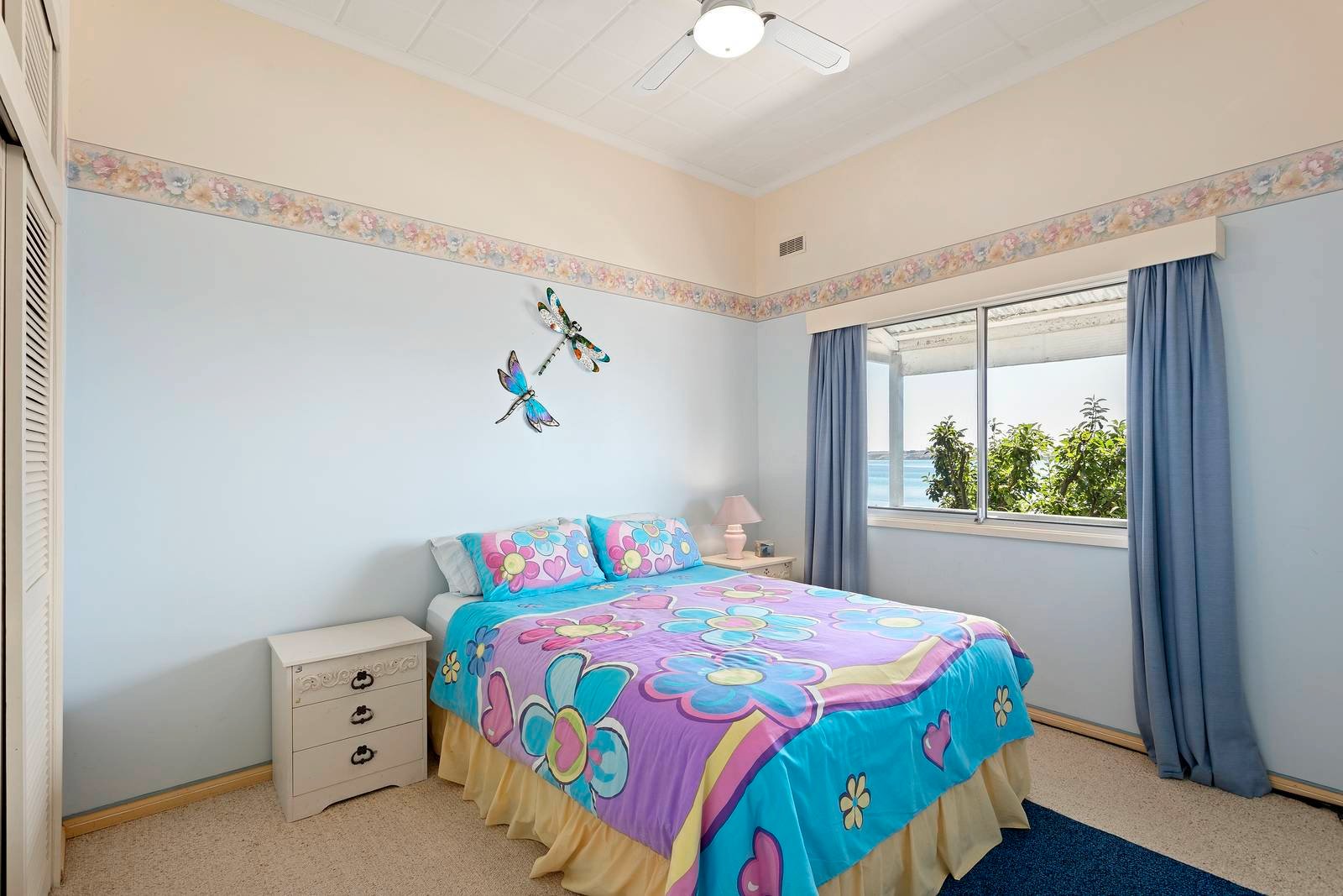 Property Gallery Thumbnail 6