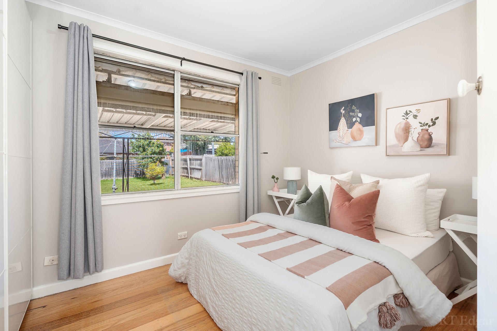 Property Gallery Thumbnail 10