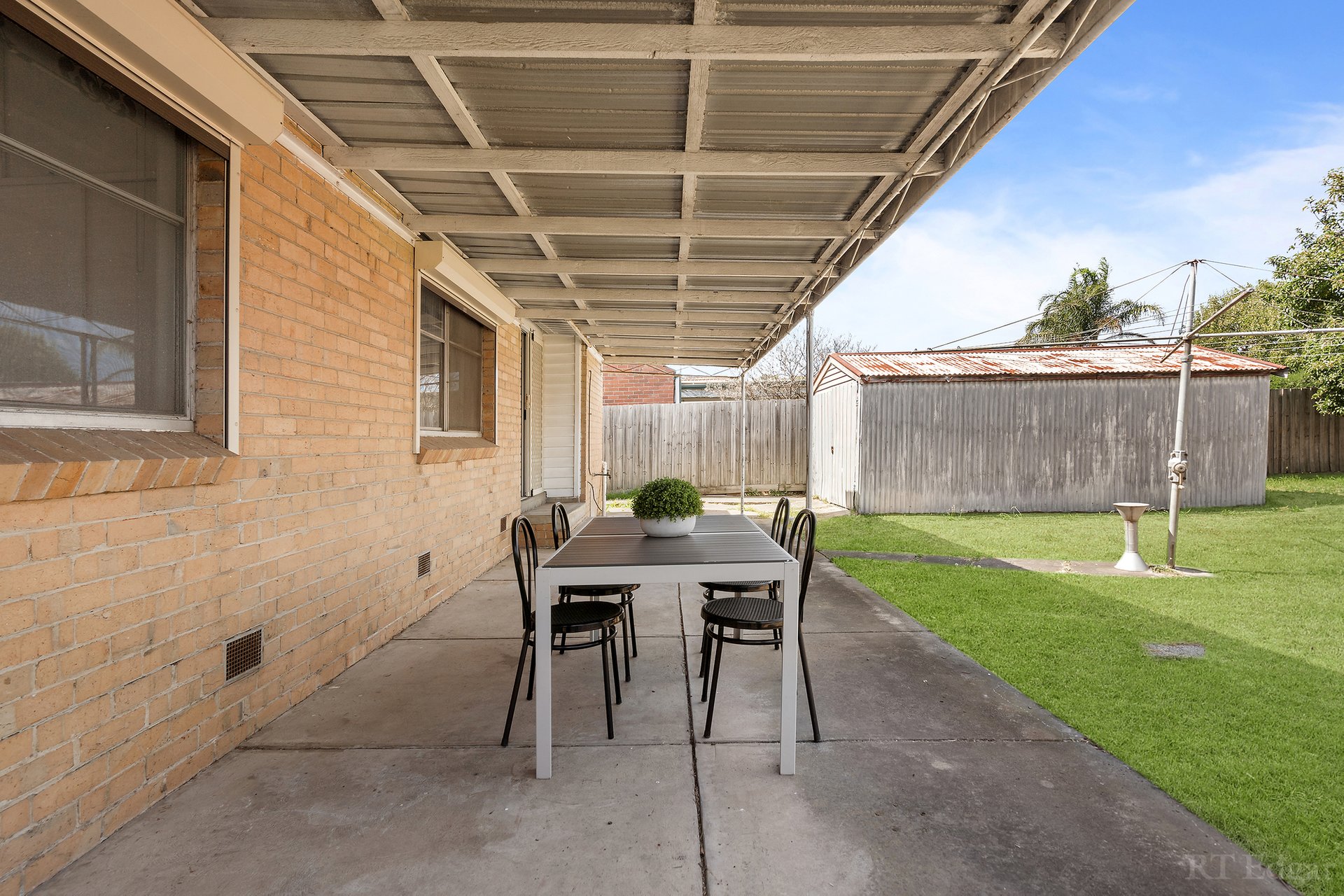 Property Gallery Thumbnail 12