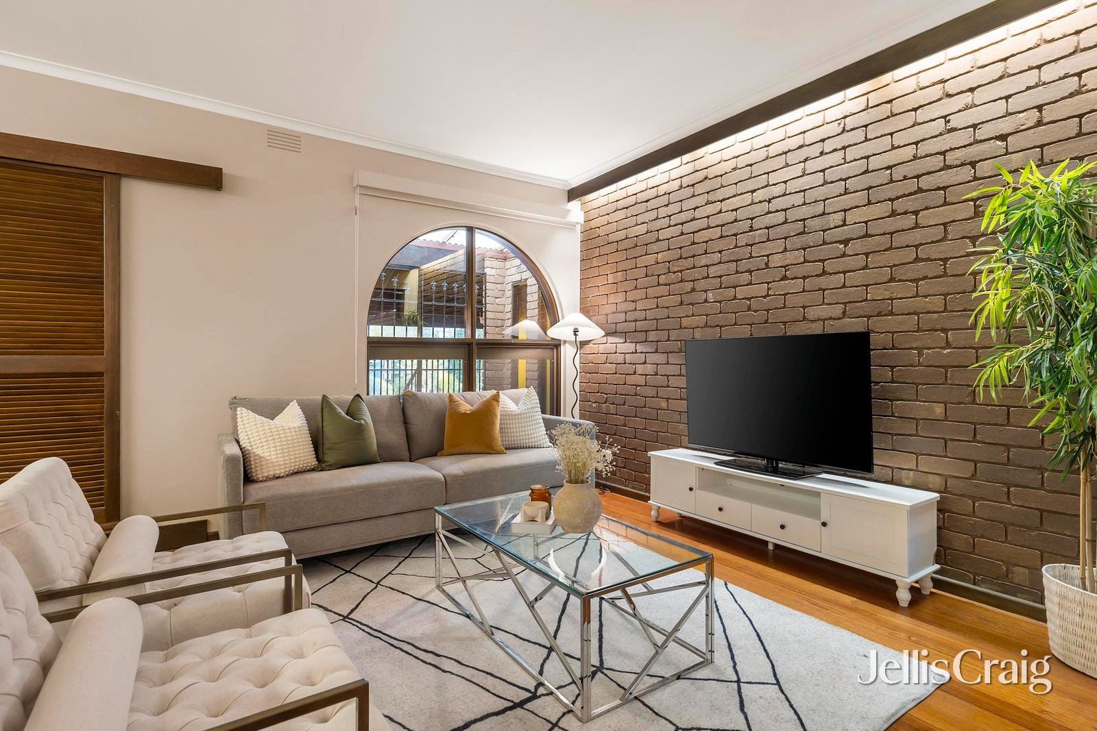 10 Nestan Drive, Ringwood image 5