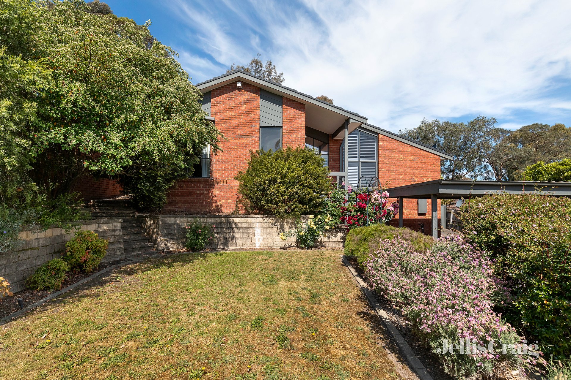 10 Nevern Court, Diamond Creek image 2