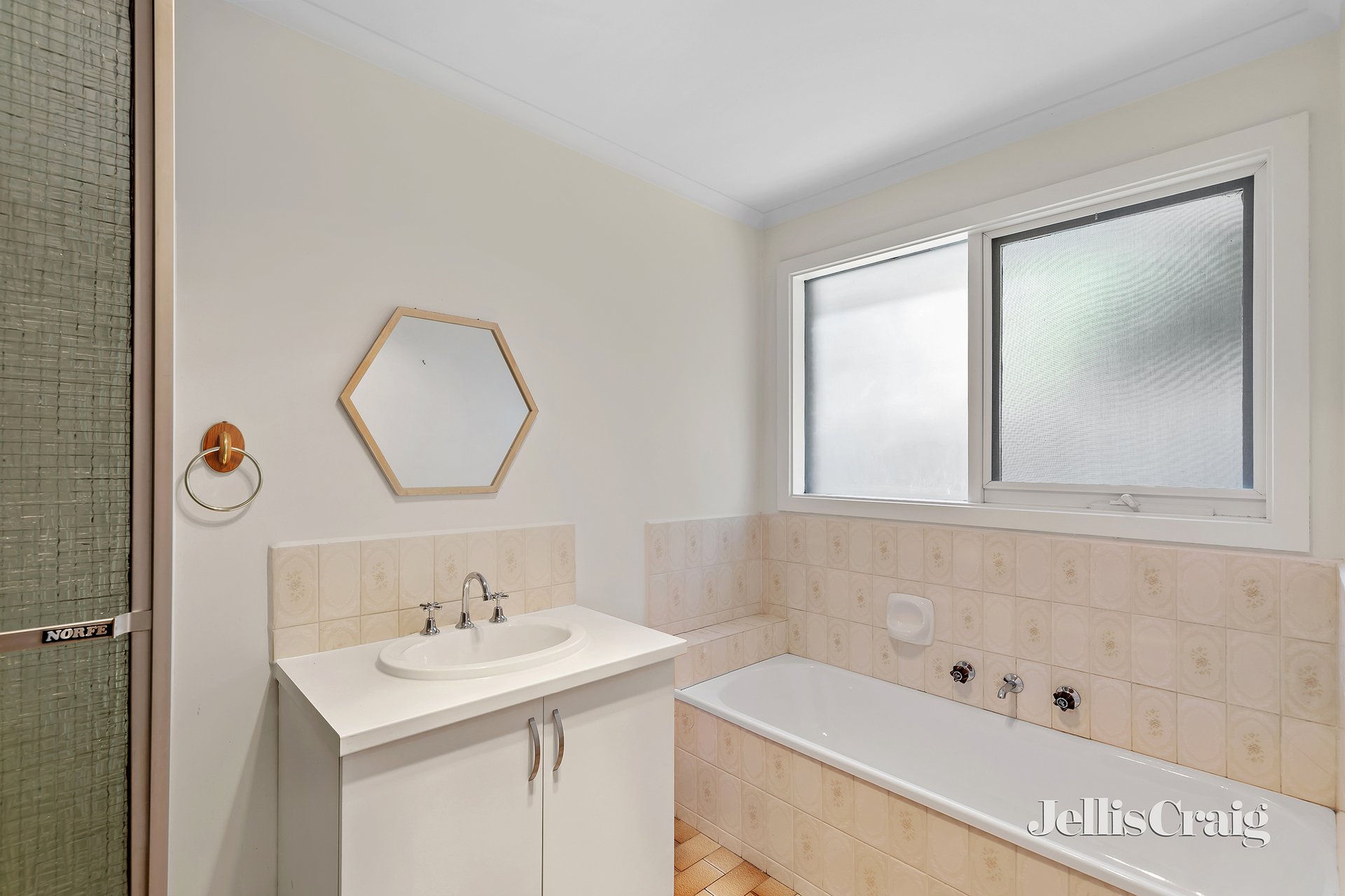 10 Nevern Court, Diamond Creek image 6