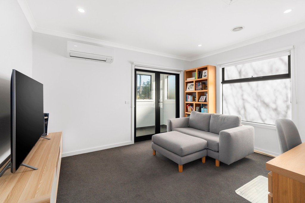 10 Newhaven Lane, Croydon image 4