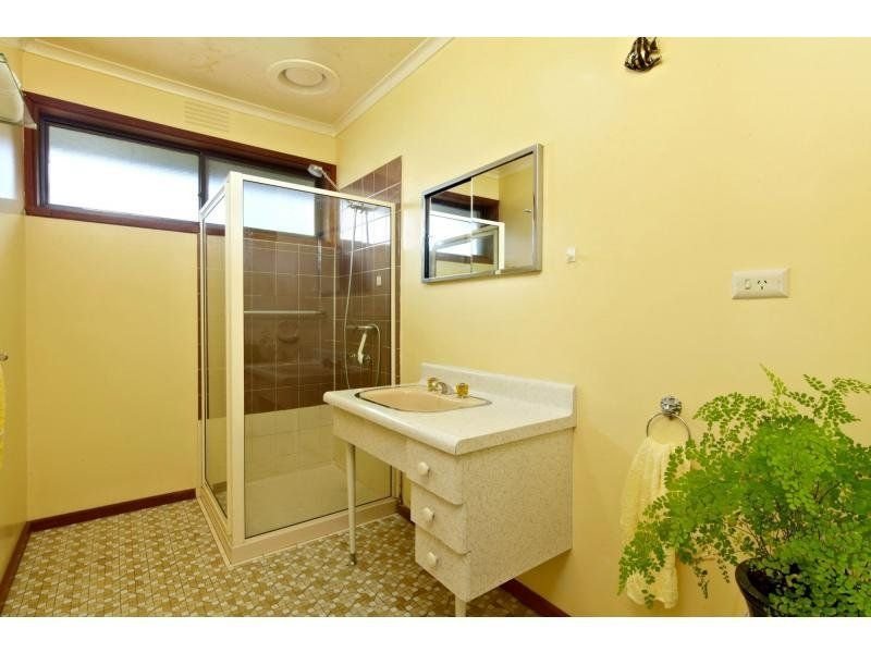 10 Newton Court, Altona image 7