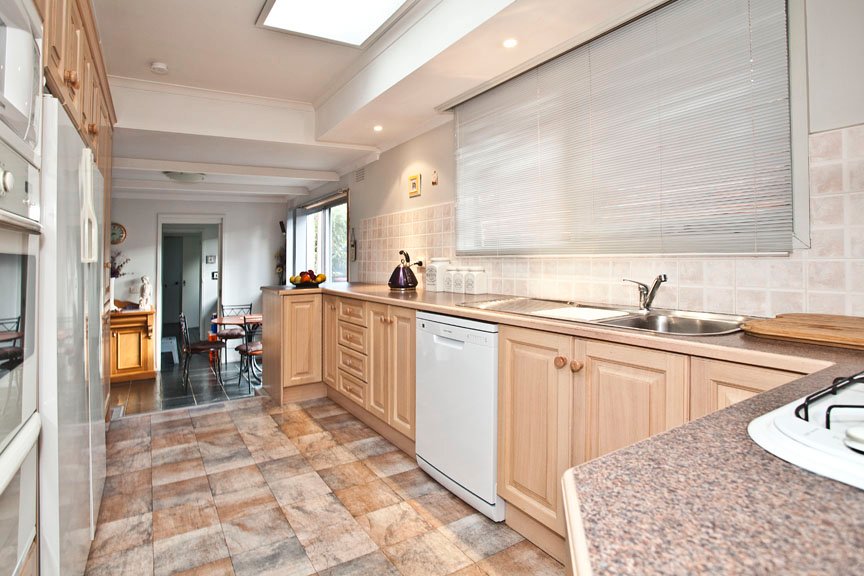 10 Newton Grove, Glen&nbsp;Waverley image 4