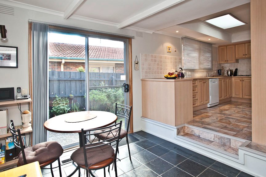 10 Newton Grove, Glen&nbsp;Waverley image 6