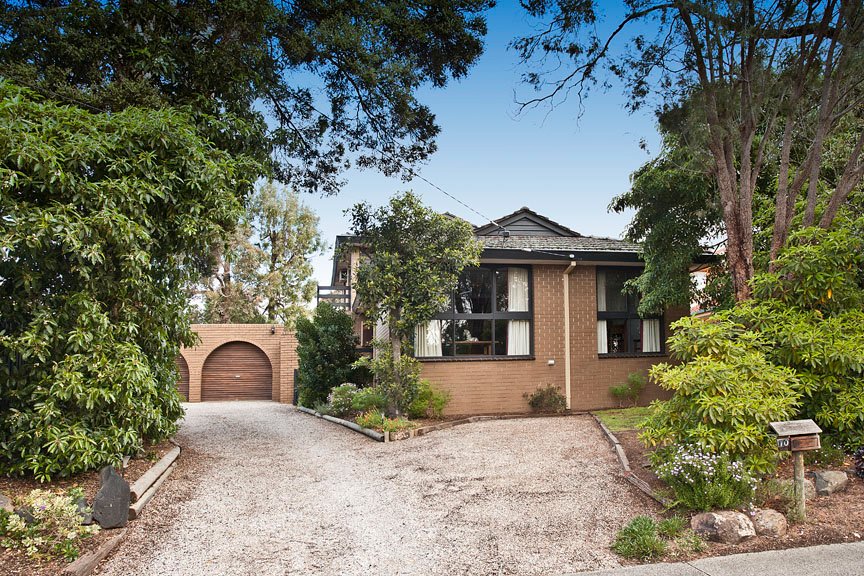 10 Newton Grove, Glen&nbsp;Waverley image 1