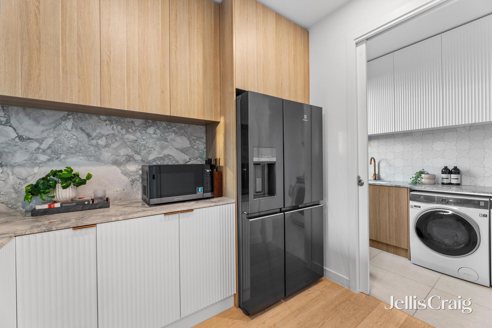 10 Nicholson Street, Nunawading image 7
