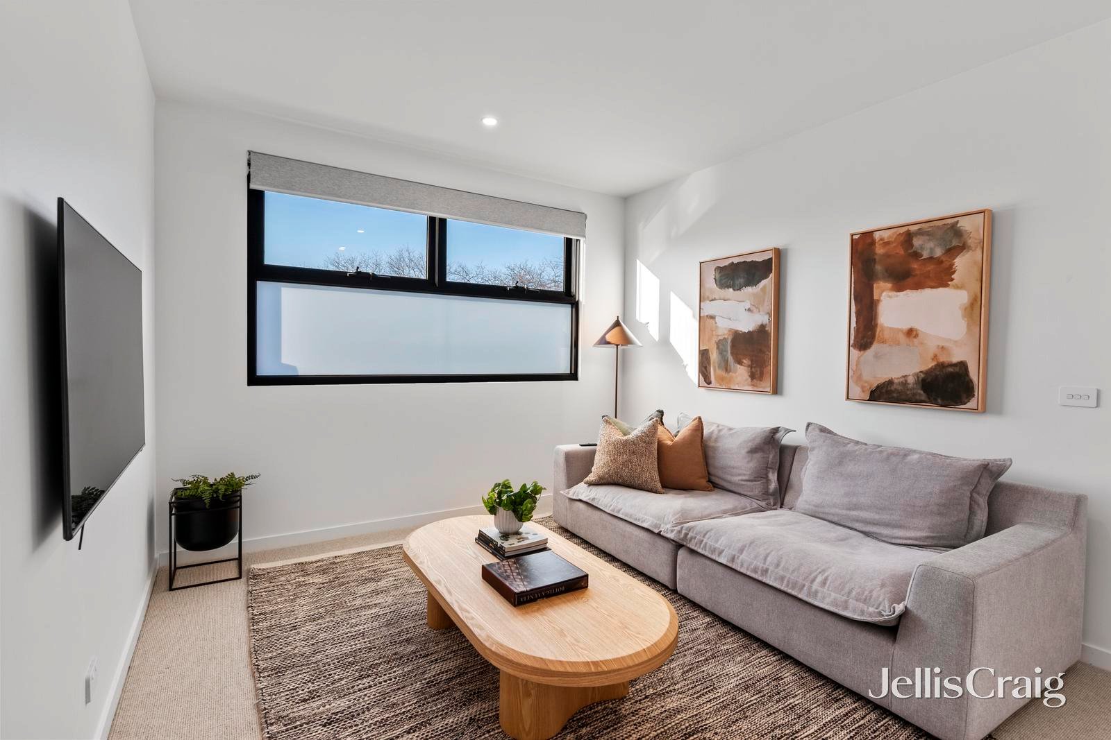 10 Nicholson Street, Nunawading image 8