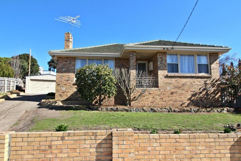 10 Norman Court, Highton image 1