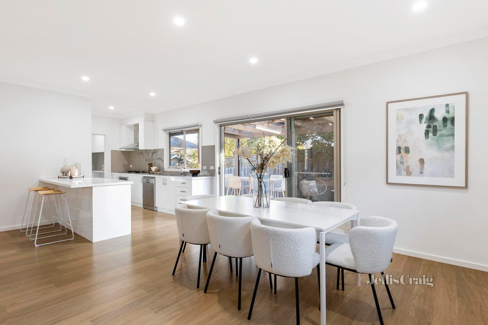 10 Northwood Street, Ringwood East image 3