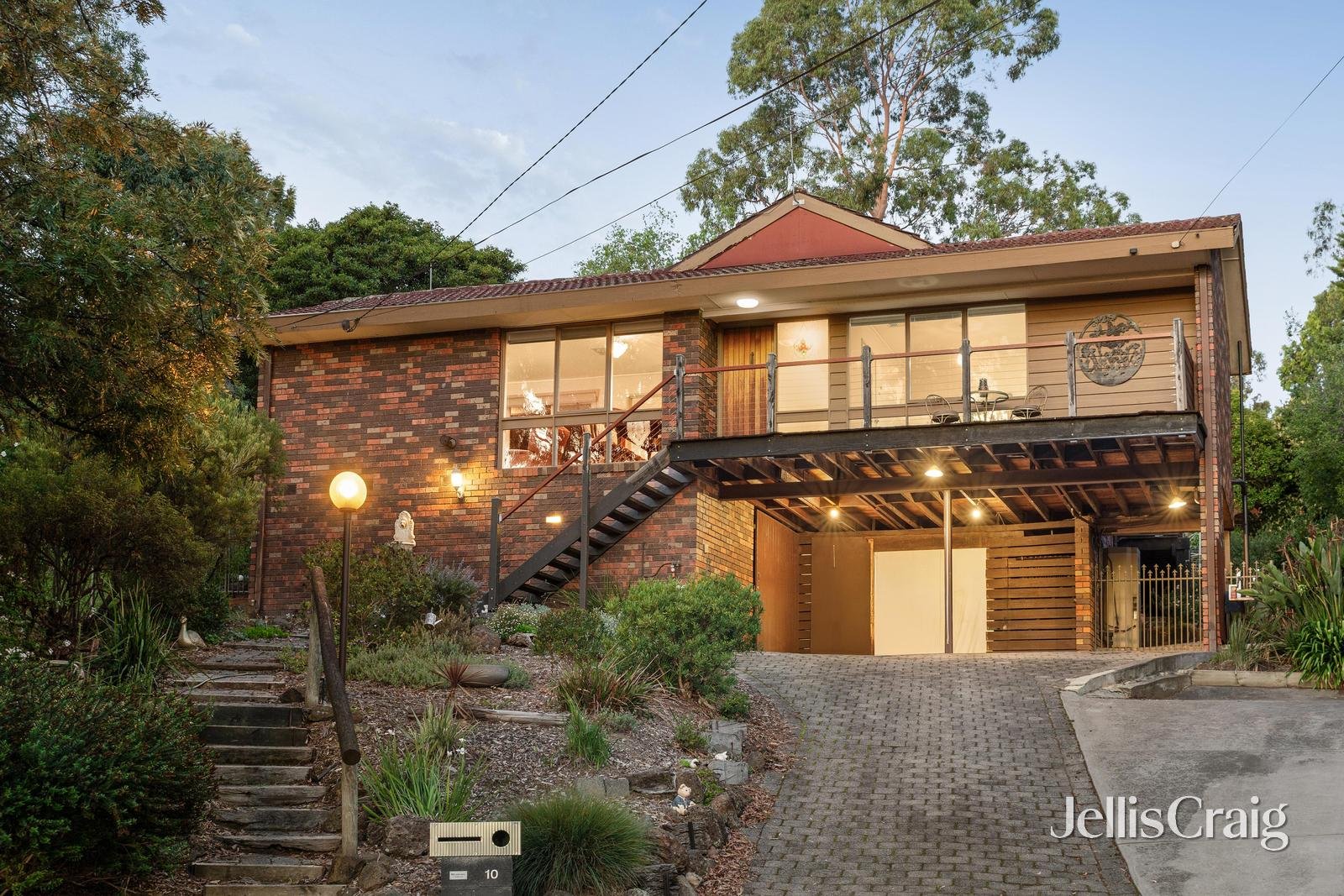 10 Novello Court, Eltham image 1