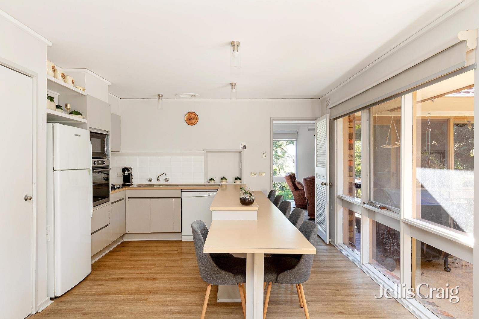 10 Novello Court, Eltham image 5