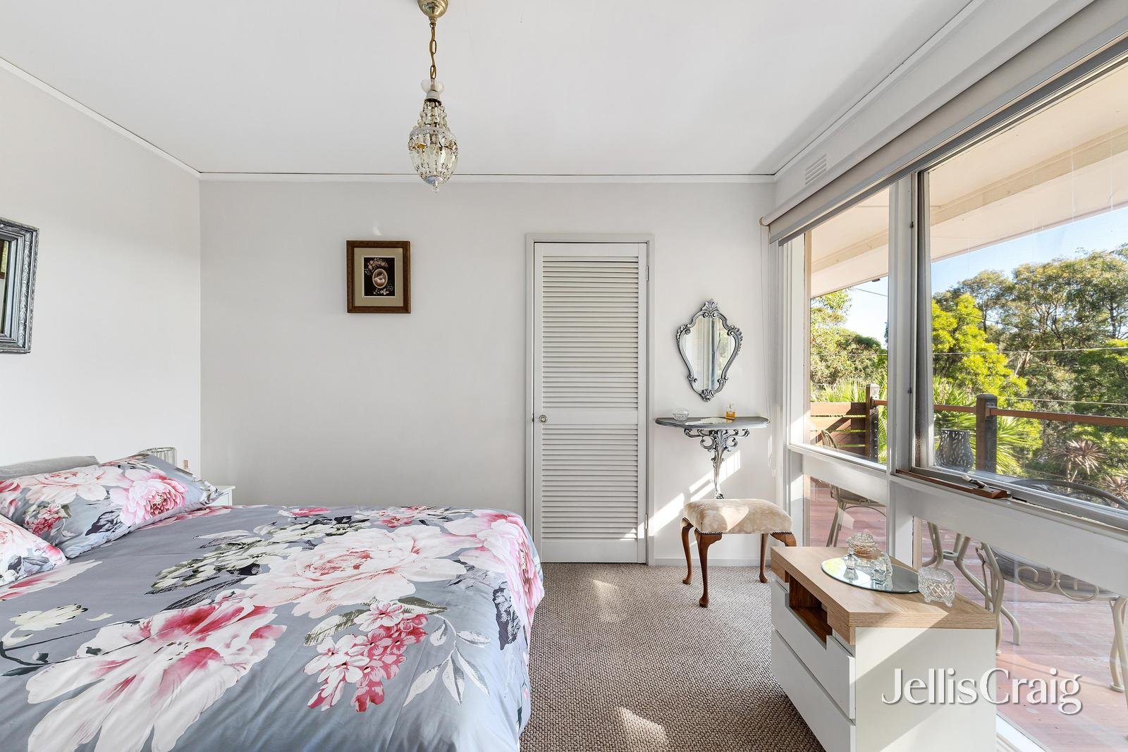 10 Novello Court, Eltham image 8