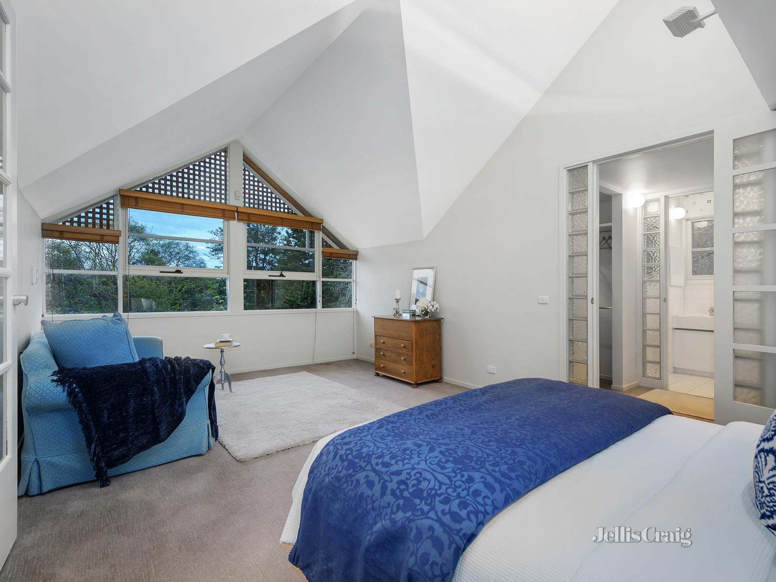 10 One Tree Hill, Donvale image 15