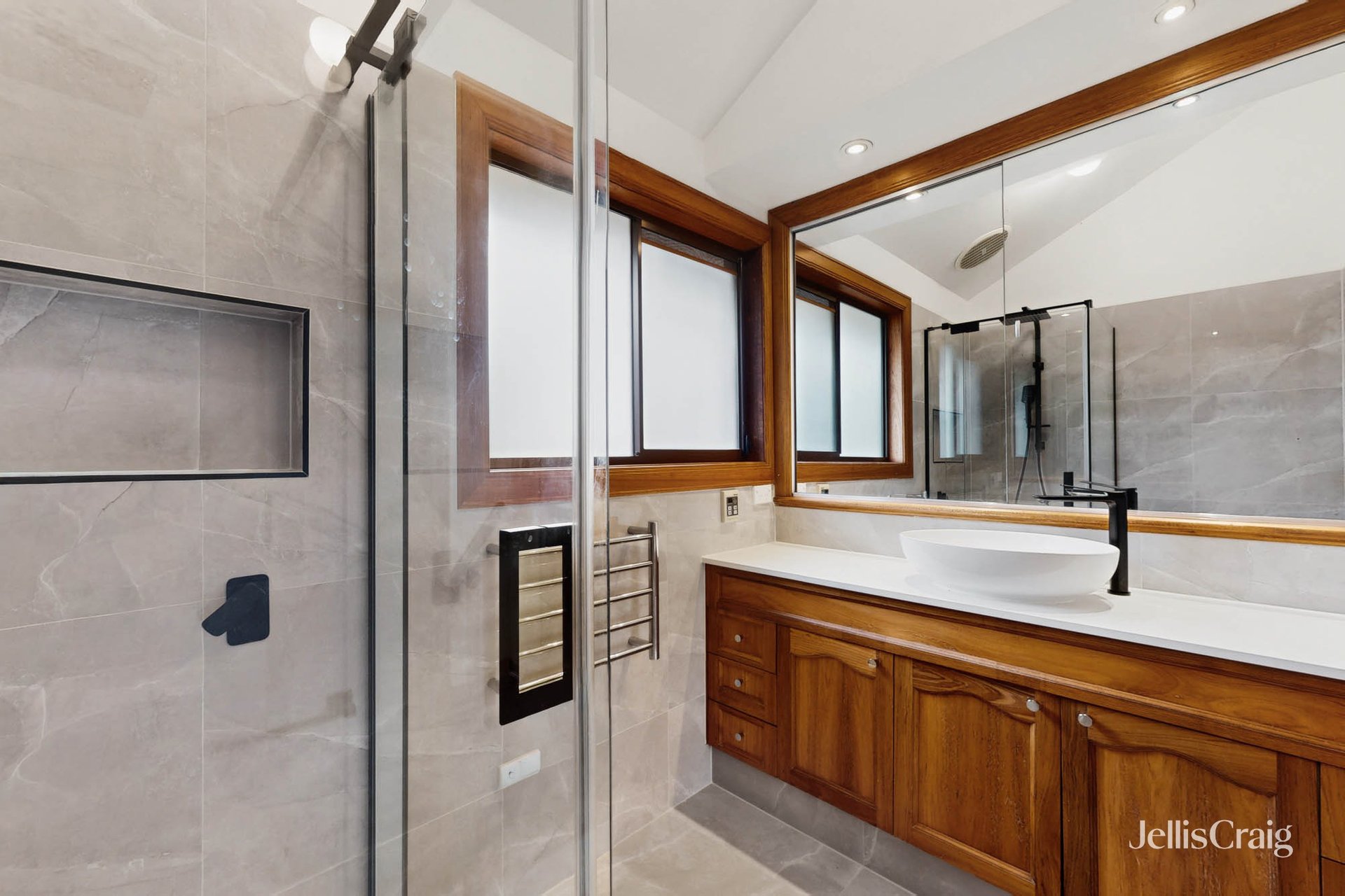 10 Osborne Avenue, Bentleigh image 11