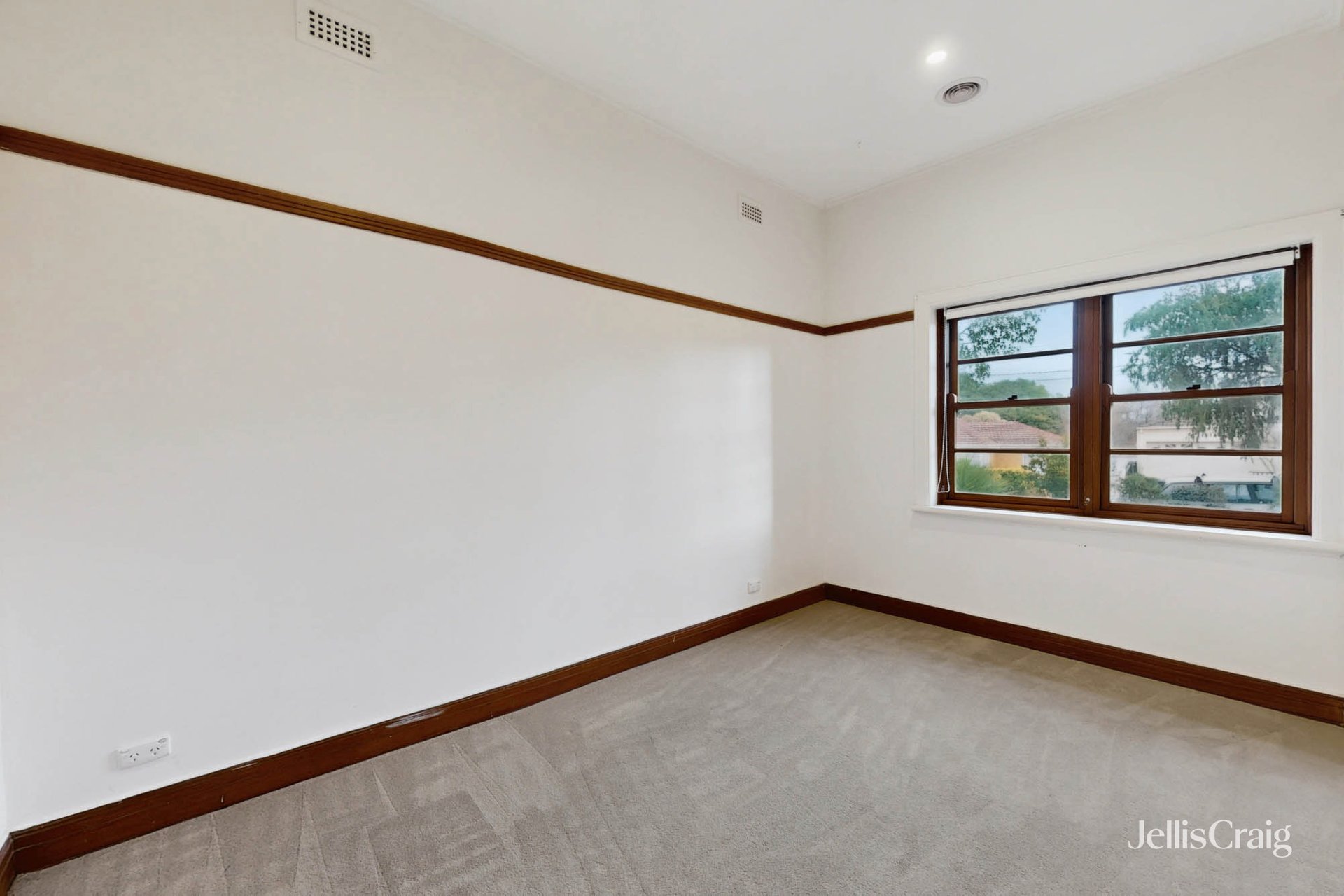 10 Osborne Avenue, Bentleigh image 5