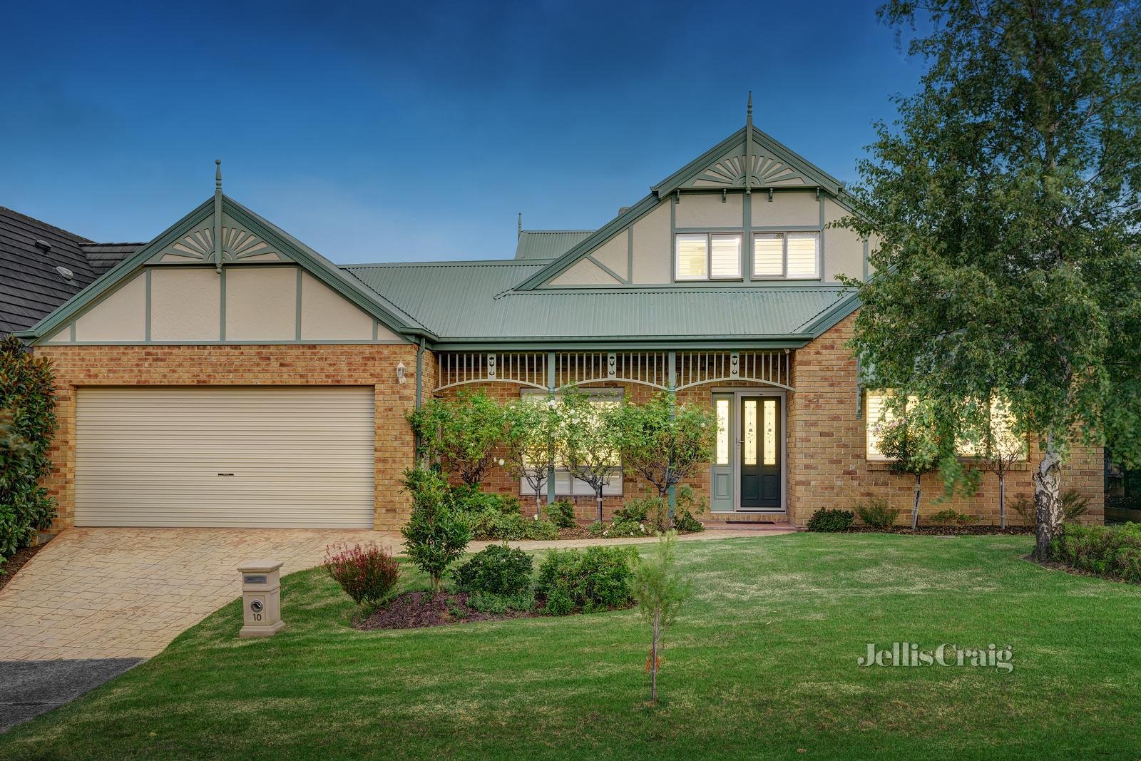 10 Parkwood Rise, Ringwood North image 1