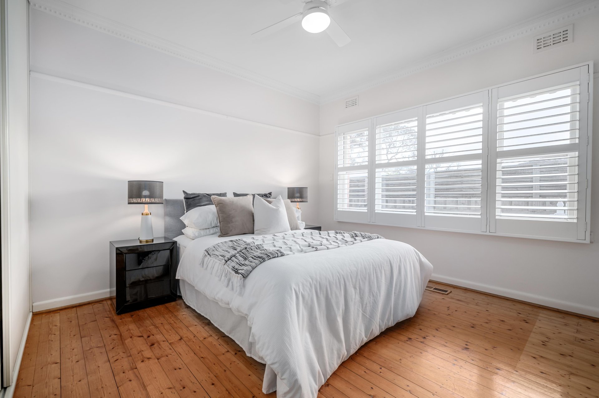 10 Perth Street, Blackburn South image 6