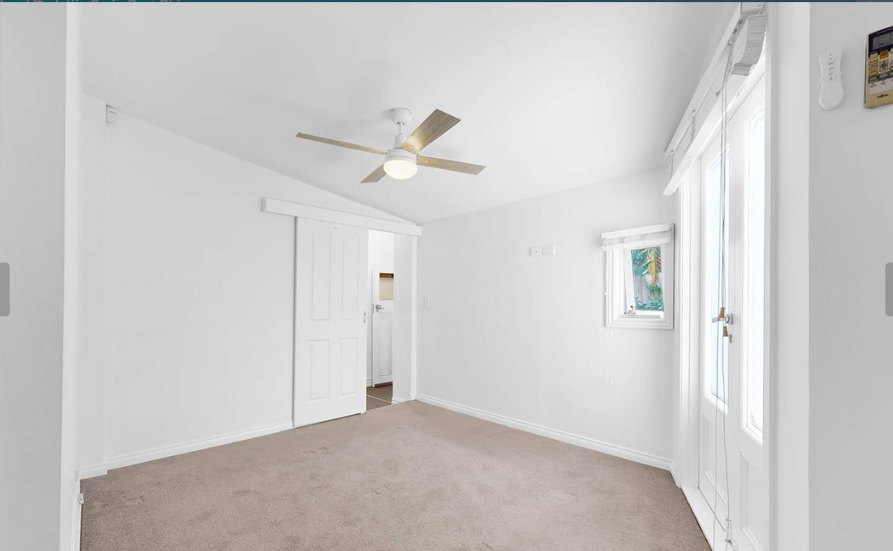 10 Phyllis Street, Elwood image 5