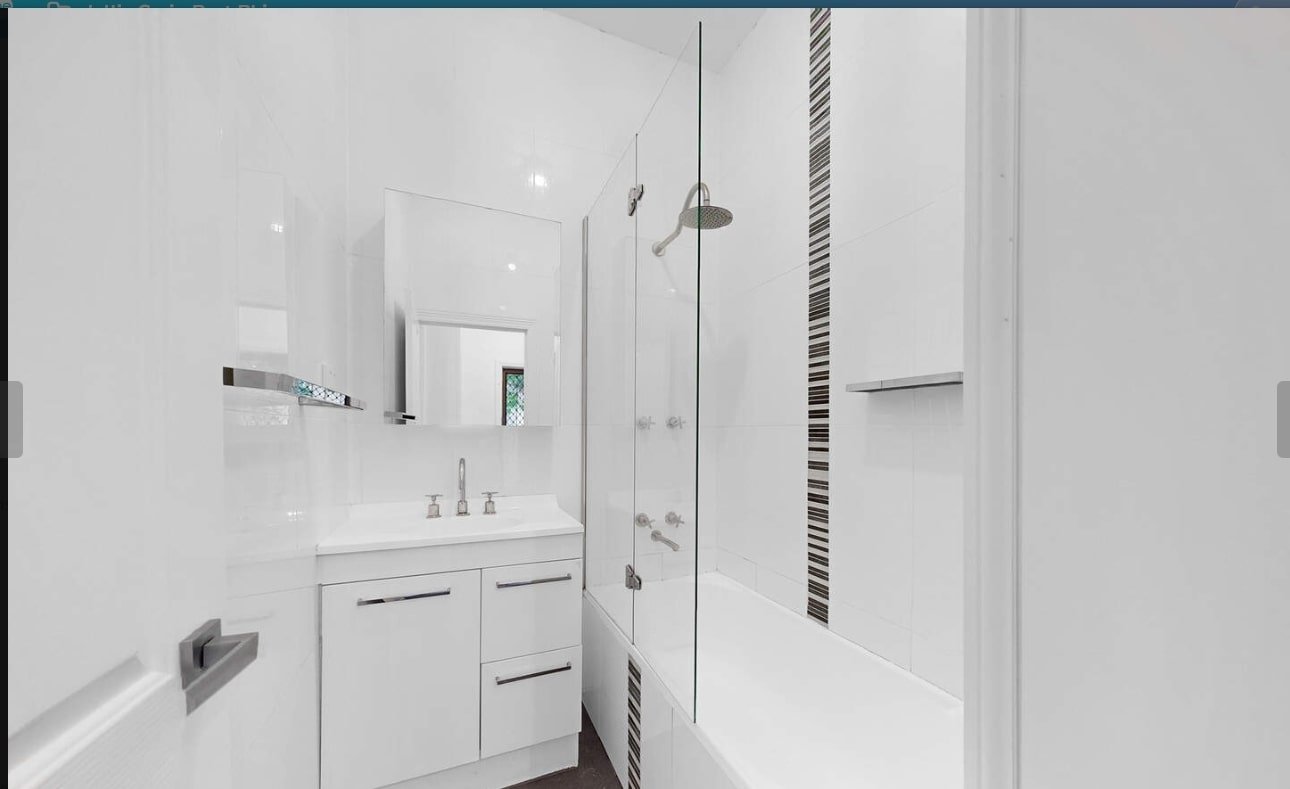 10 Phyllis Street, Elwood image 8