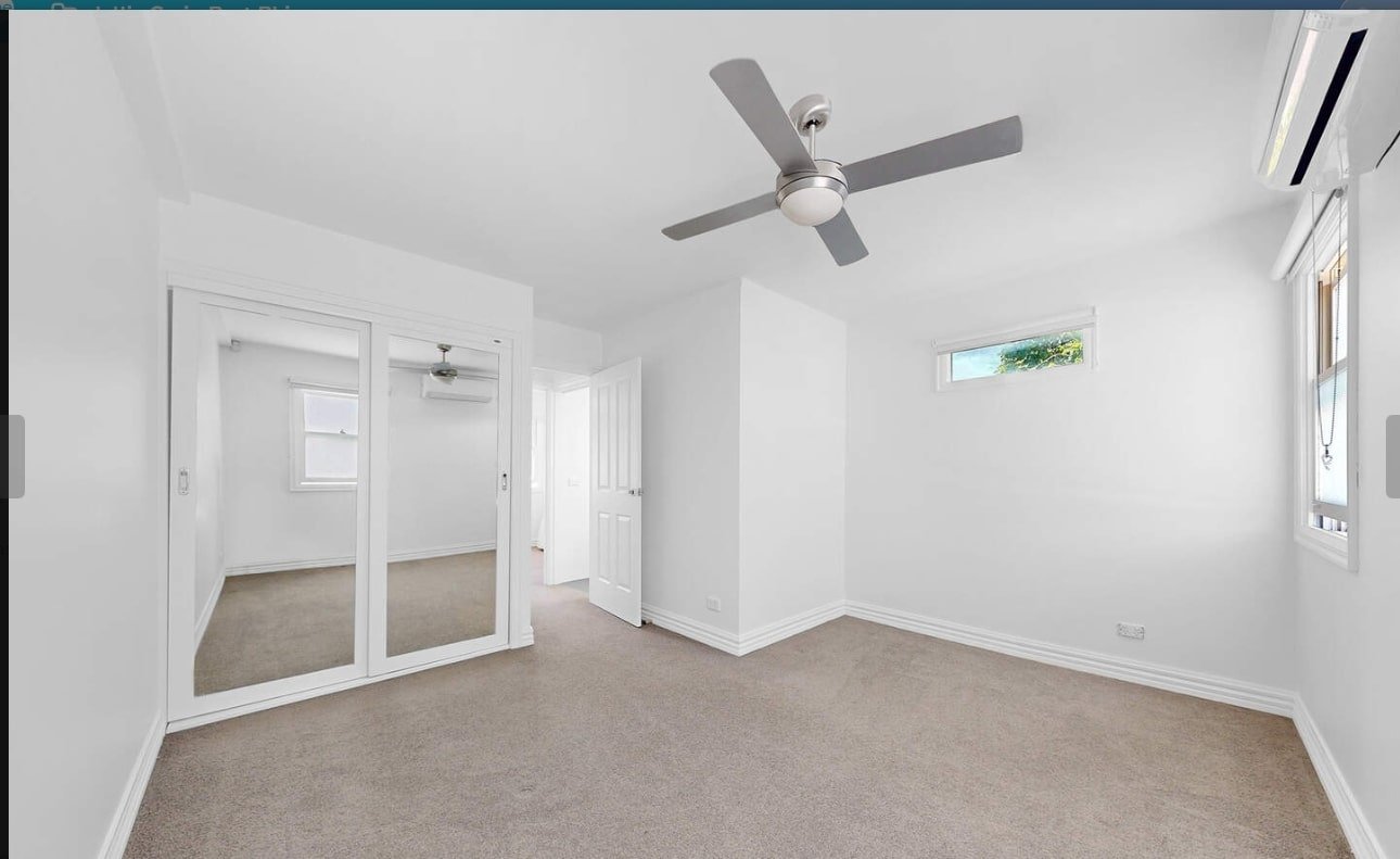 10 Phyllis Street, Elwood image 4