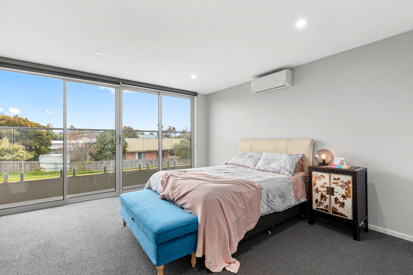 Property Gallery Thumbnail 7