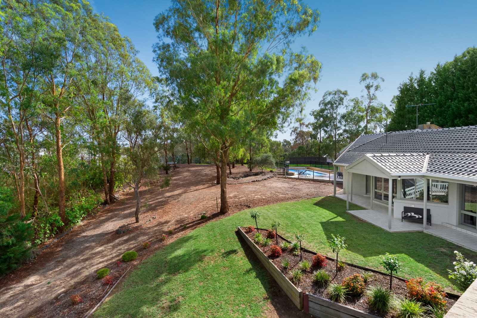 10 Pygmalion Rise, Warrandyte image 9