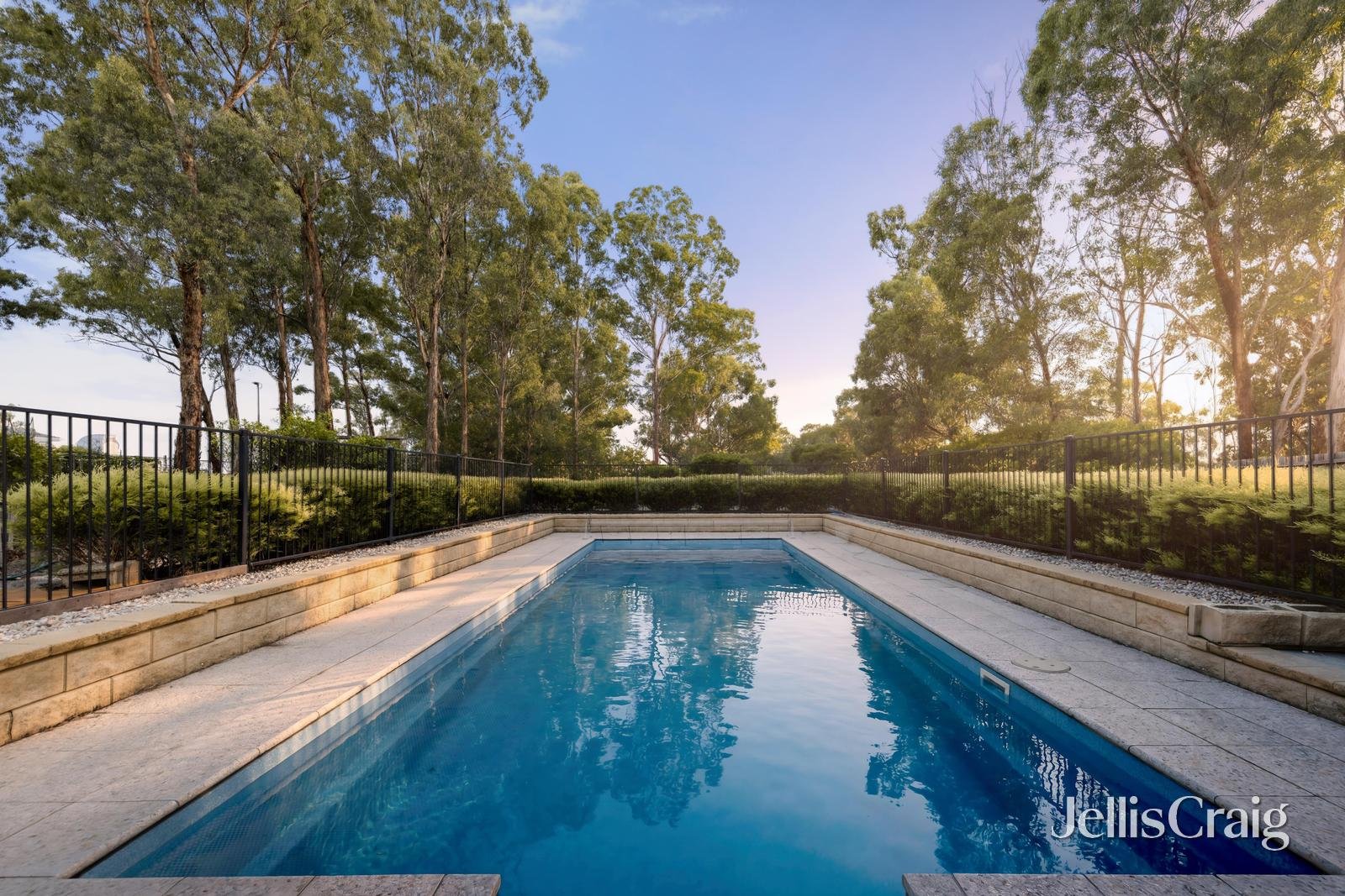 10 Pygmalion Rise, Warrandyte image 3