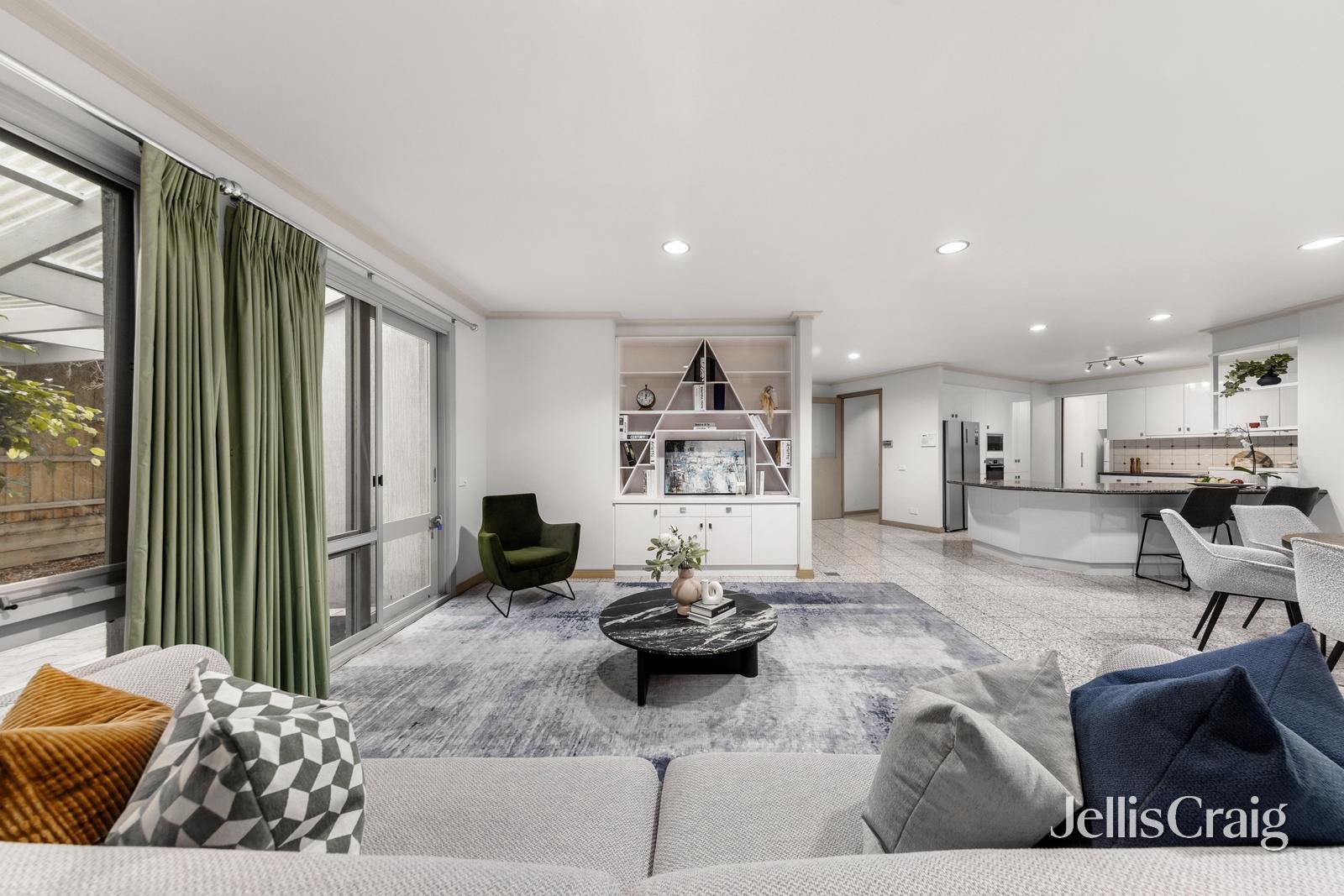 10 Pygmalion Rise, Warrandyte image 9