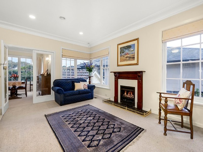 10 Reading Avenue, Balwyn North image 4