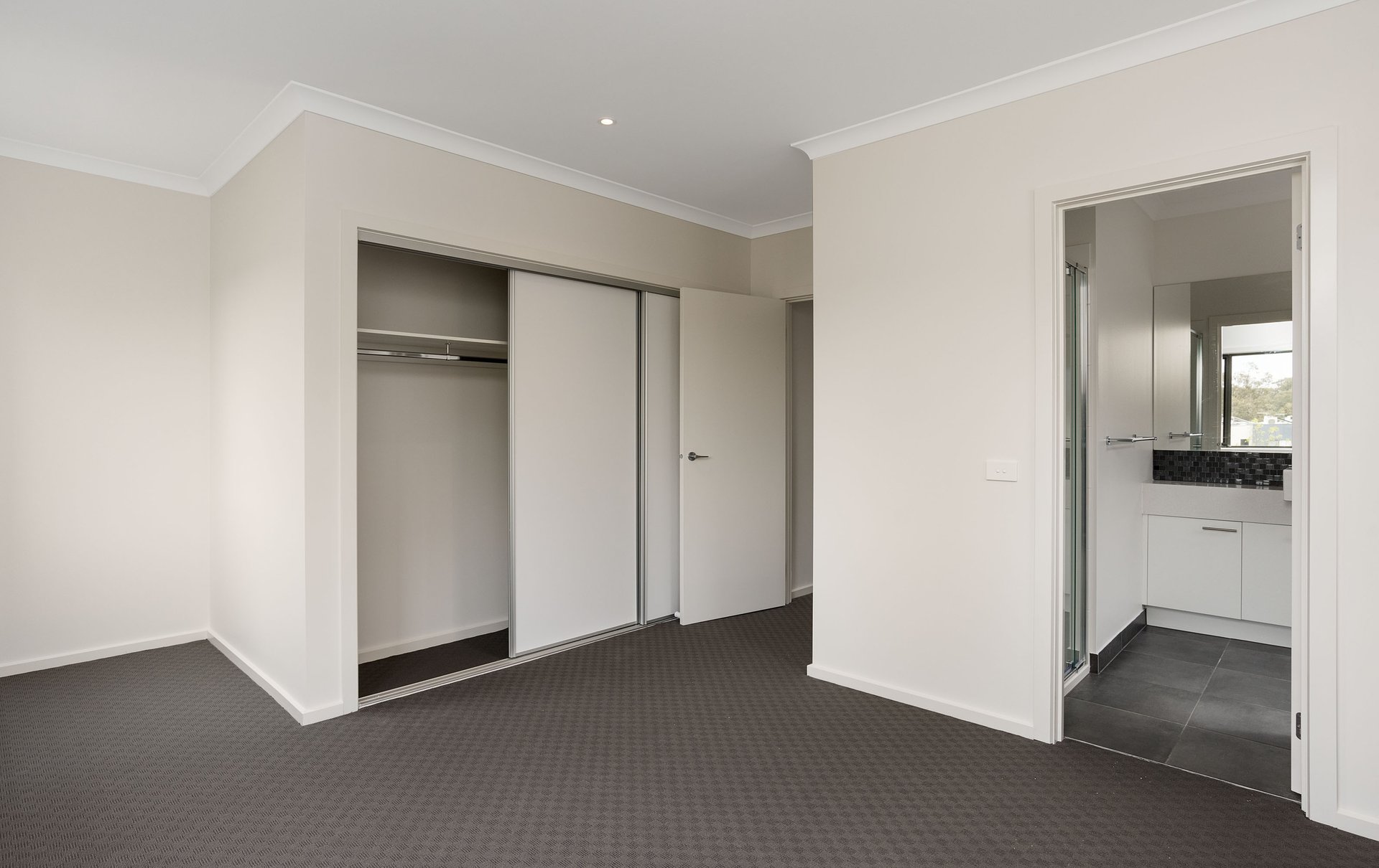 10 Recess Concourse, Mooroolbark image 5