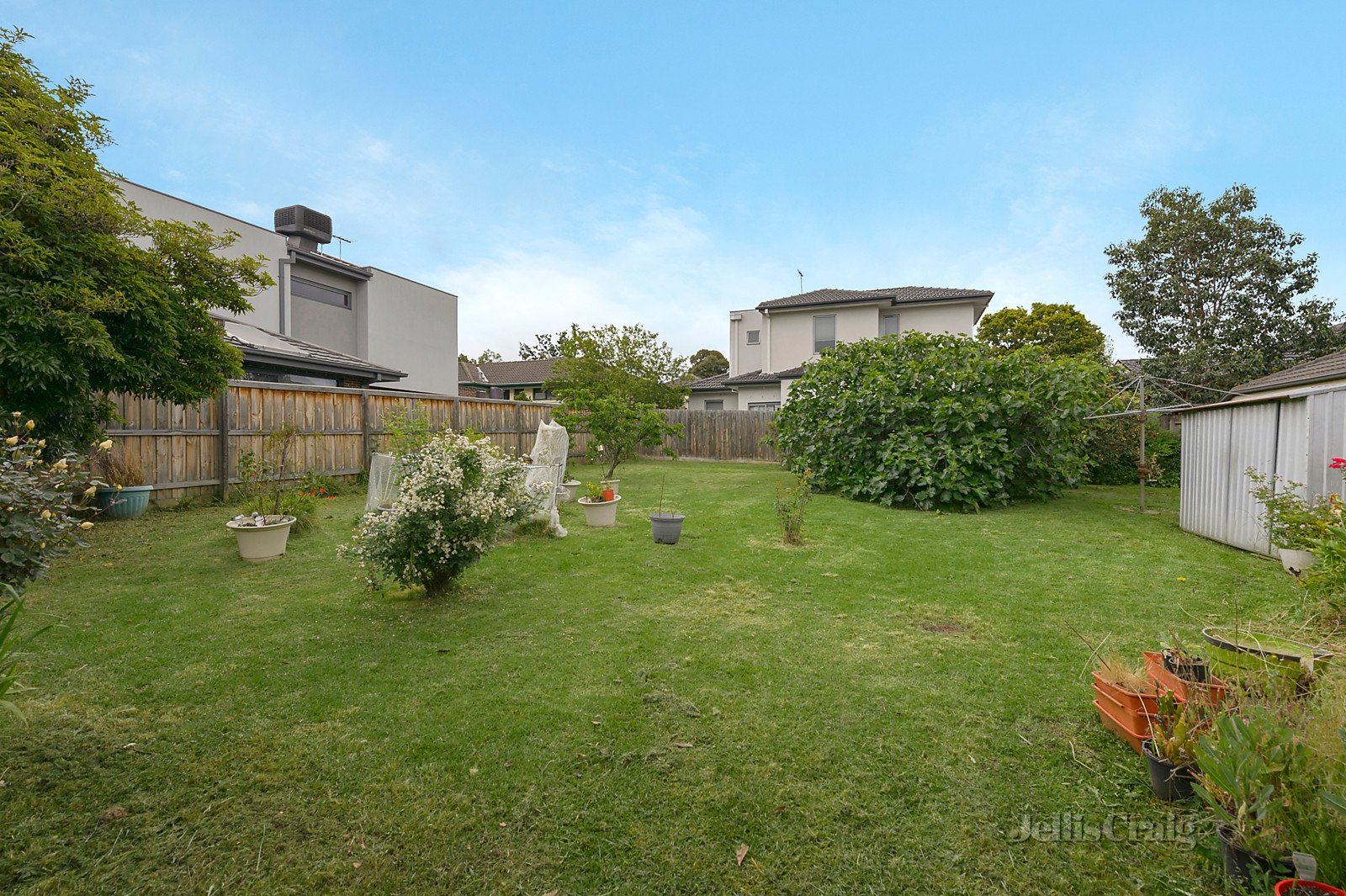 10 Rialton Avenue, Blackburn North image 7