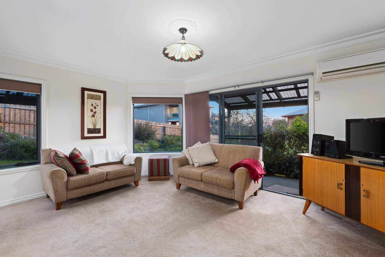 Property Gallery Thumbnail 9