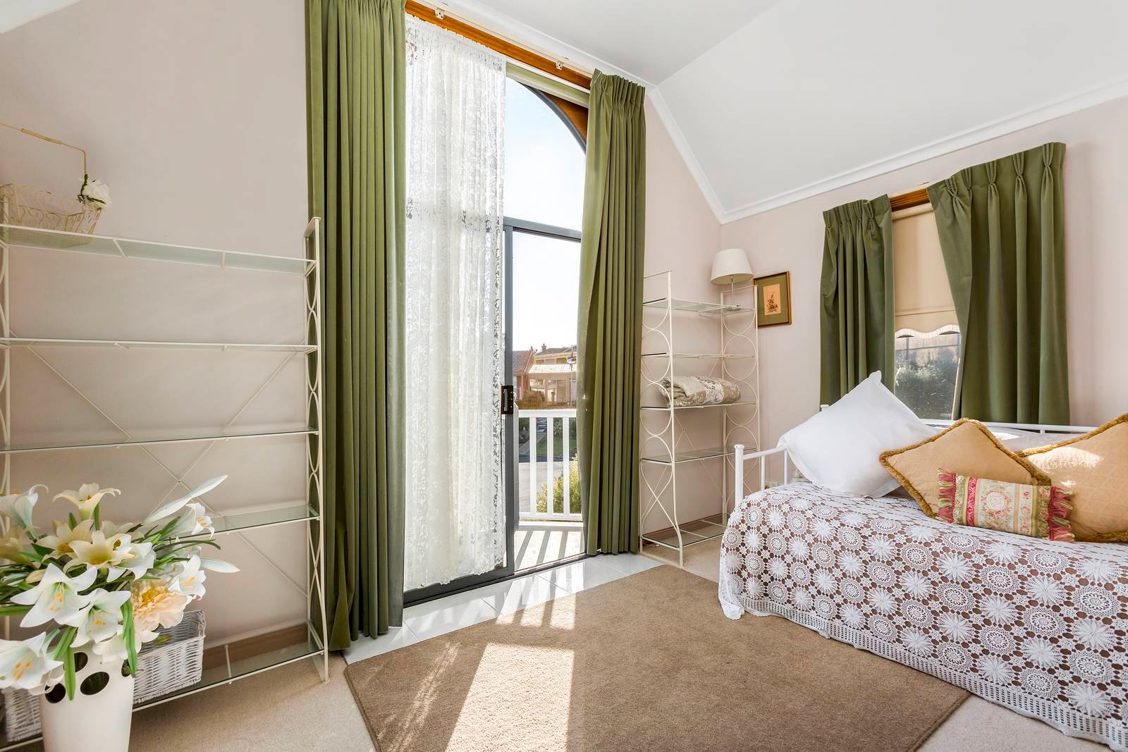 Property Gallery Thumbnail 13