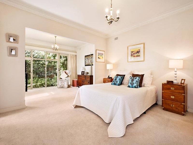 10 Riverview Road, Balwyn North image 5