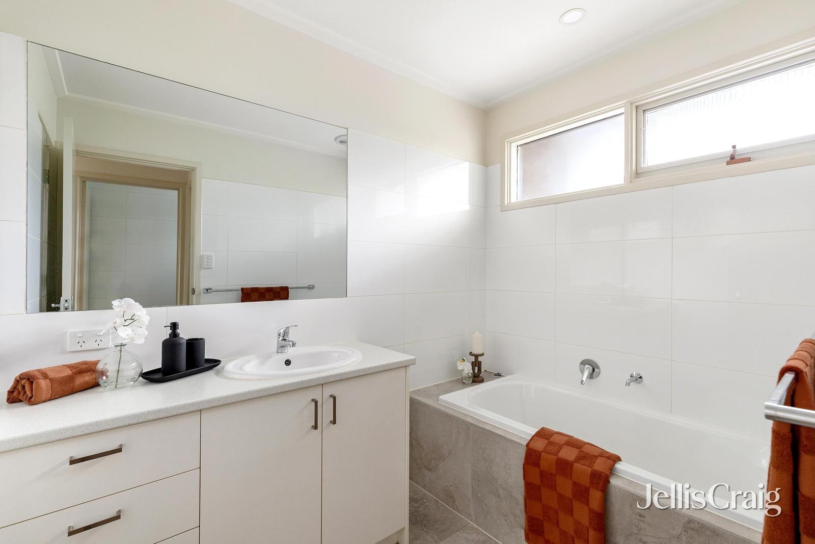 10 Riverview Road, Montmorency image 9