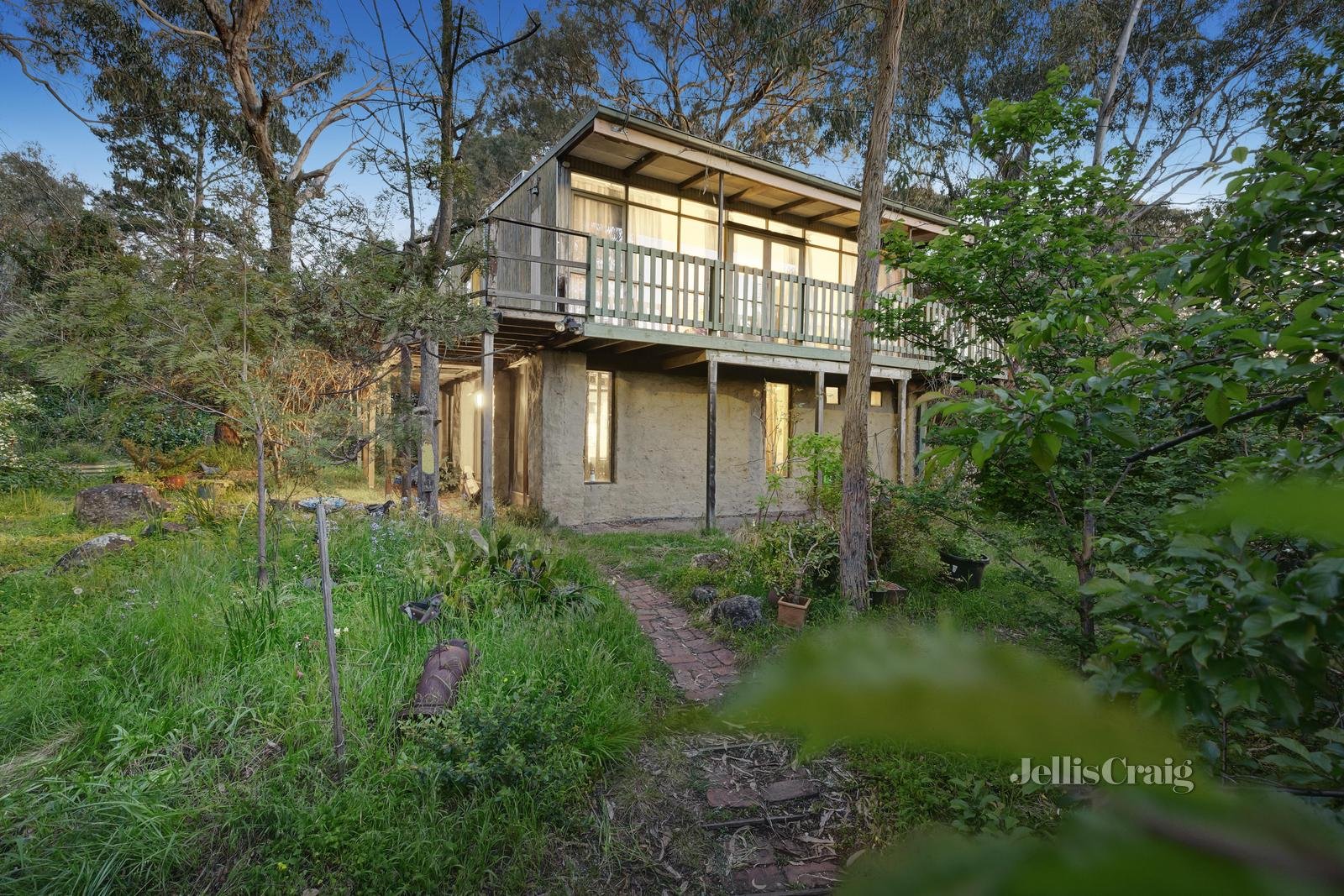 10 Rodda Parade, Eltham image 1