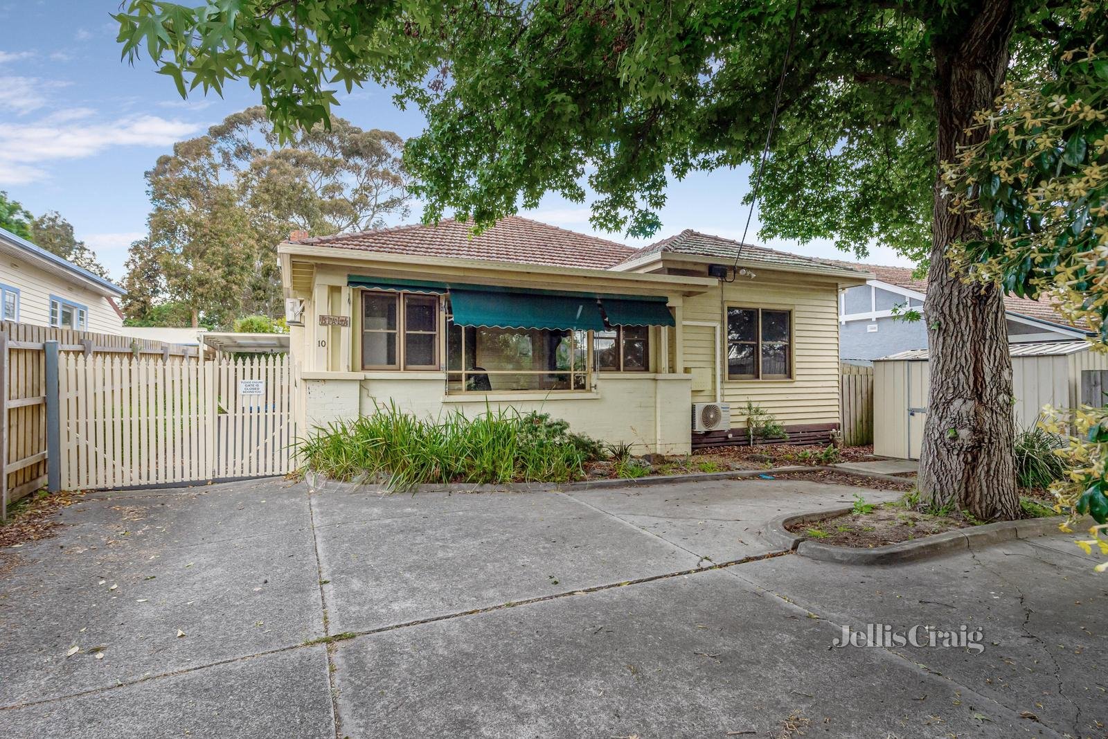 10 Rose Street, Box Hill image 1