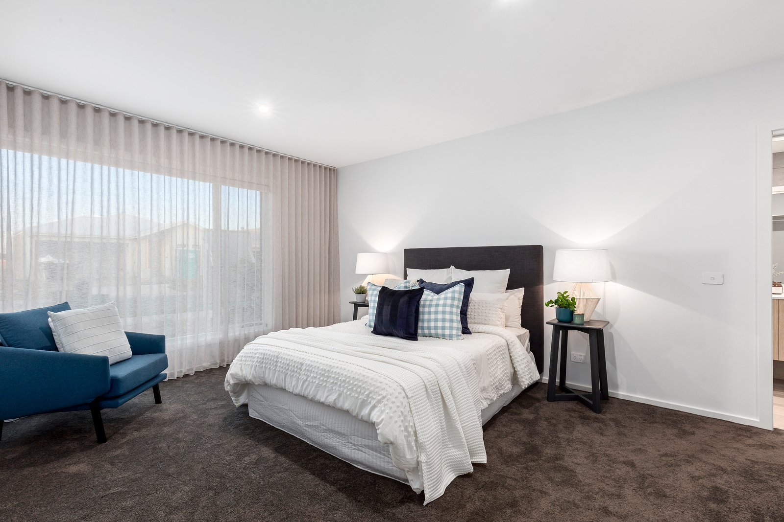 Property Gallery Thumbnail 4