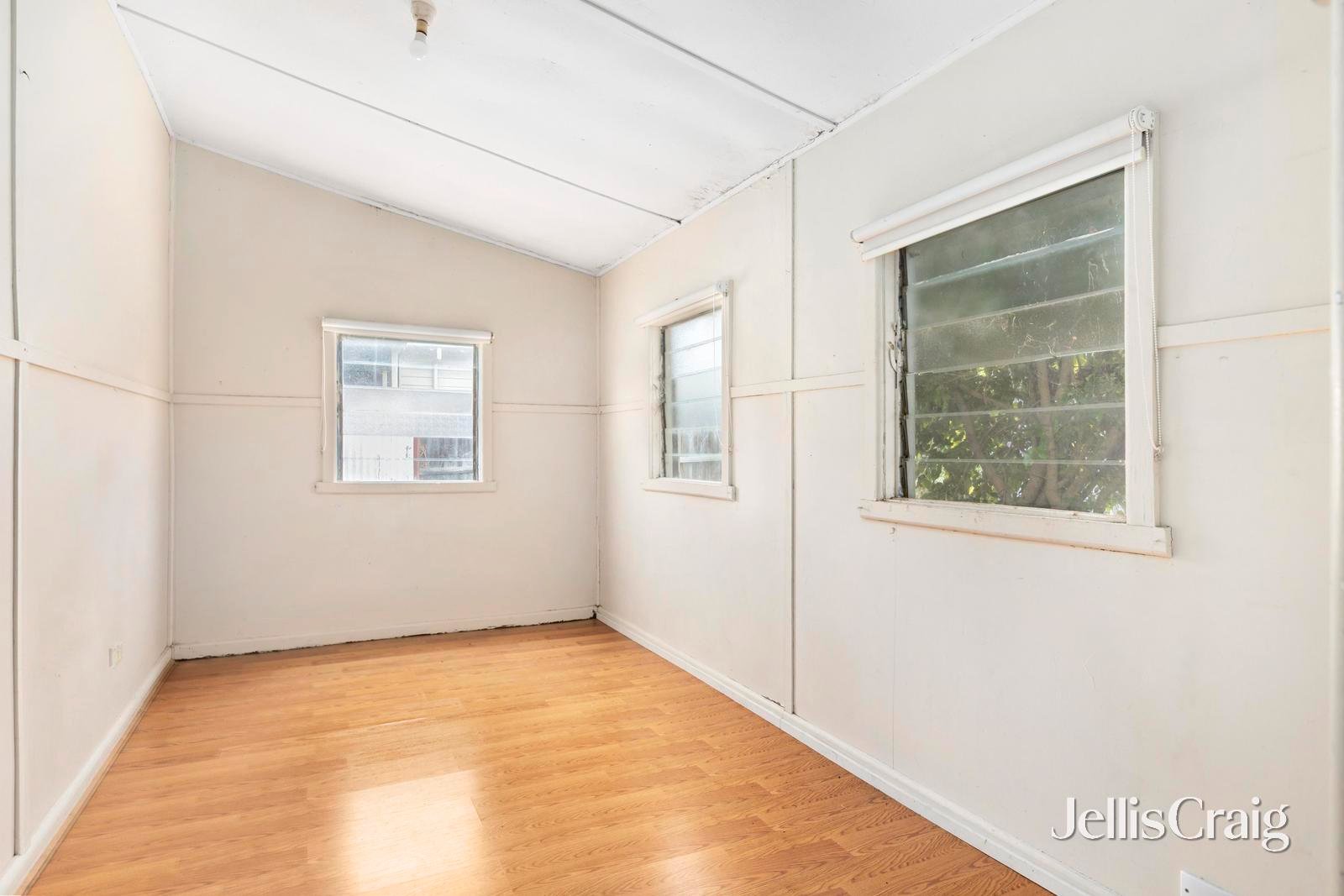 10 Royal Avenue, Essendon&nbsp;North image 7