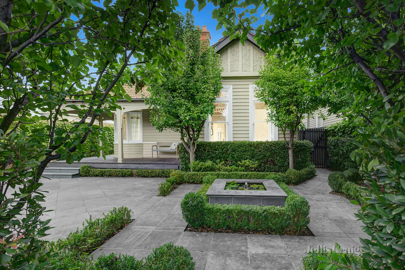 10 Royston Avenue, Malvern East image 3