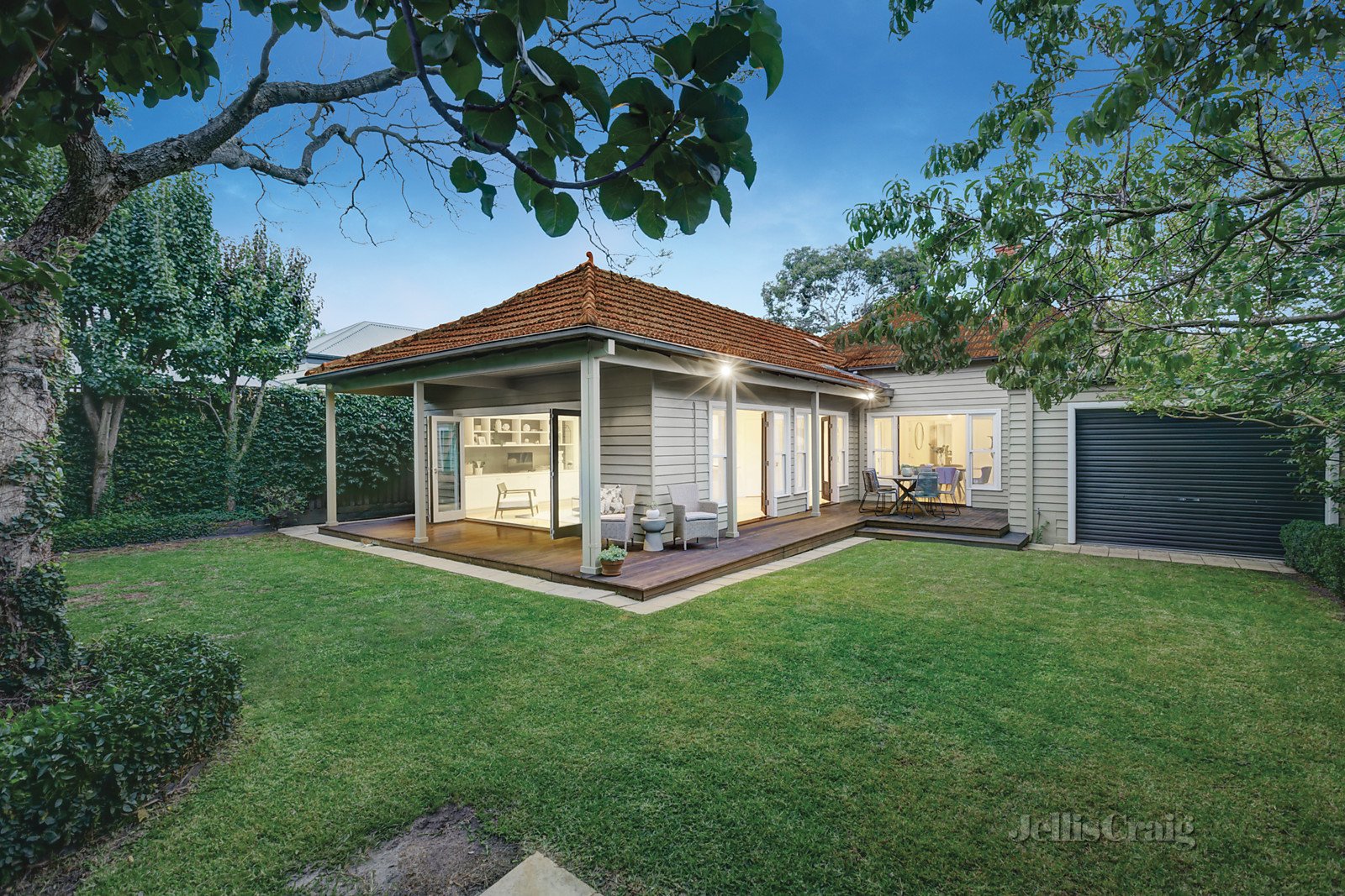 10 Royston Avenue, Malvern East image 11