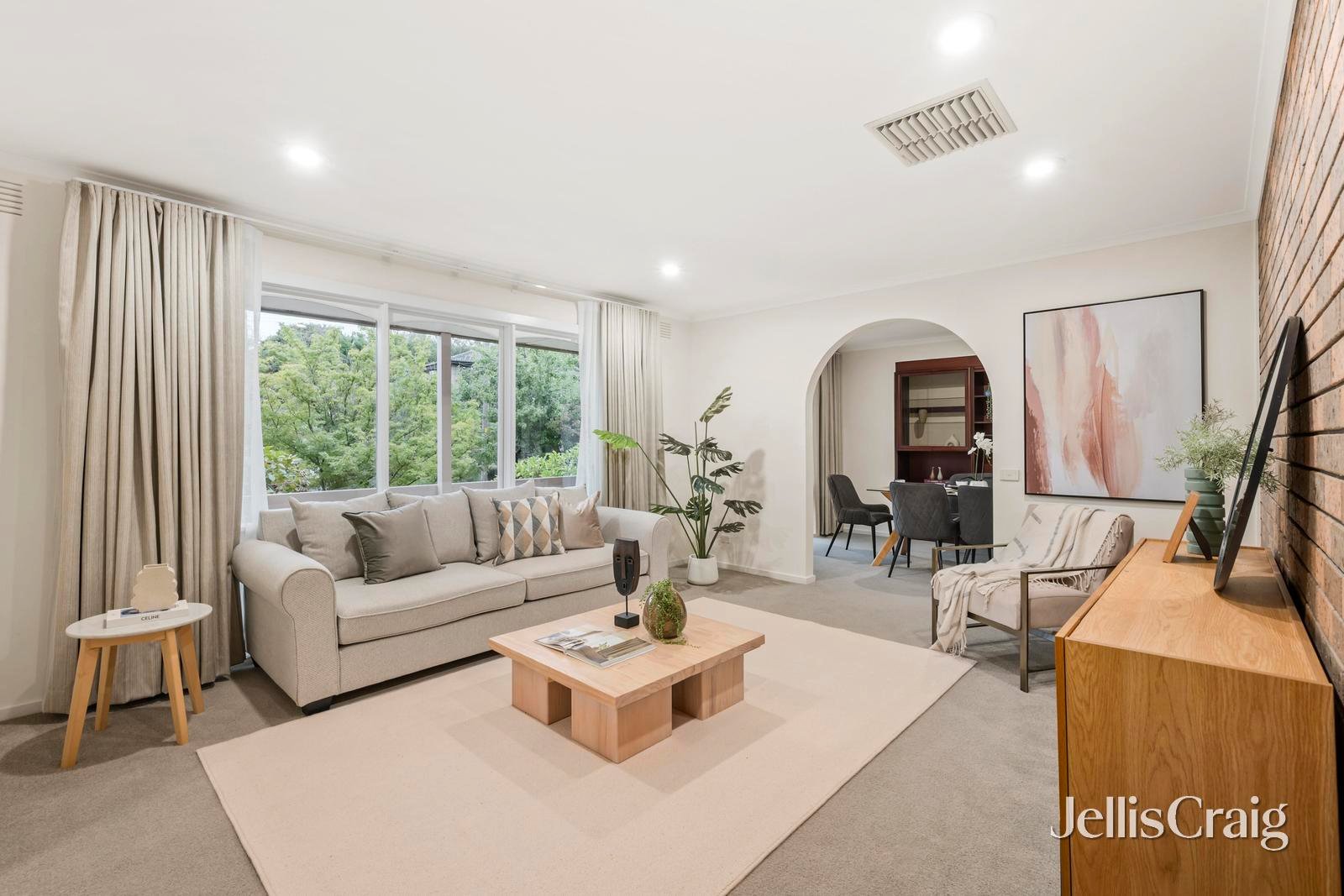 10 Sabason Court, Doncaster&nbsp;East image 2